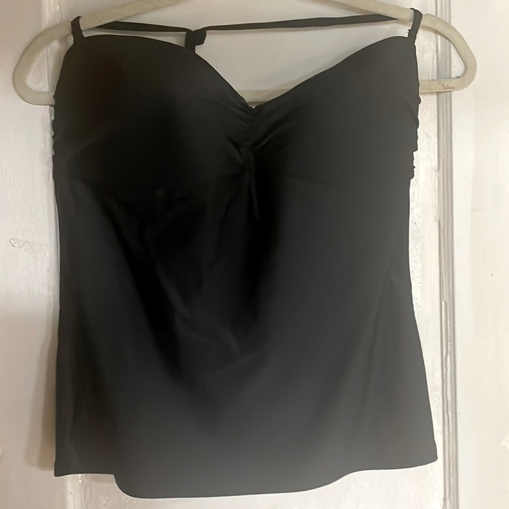 Old Navy bathing suit top ( tankini )  🏖🏝🛟🚤🛥